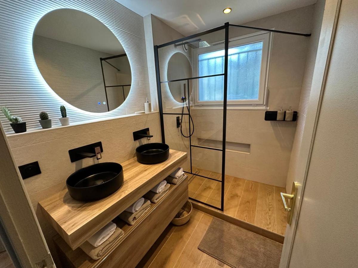 Minois Apartment Saint-Genet-Lerpt Luaran gambar